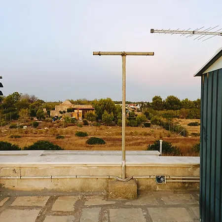 Semesterbostad G&s Castiglione House